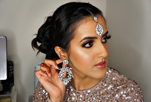 Click to go to Occasion Makeup Services