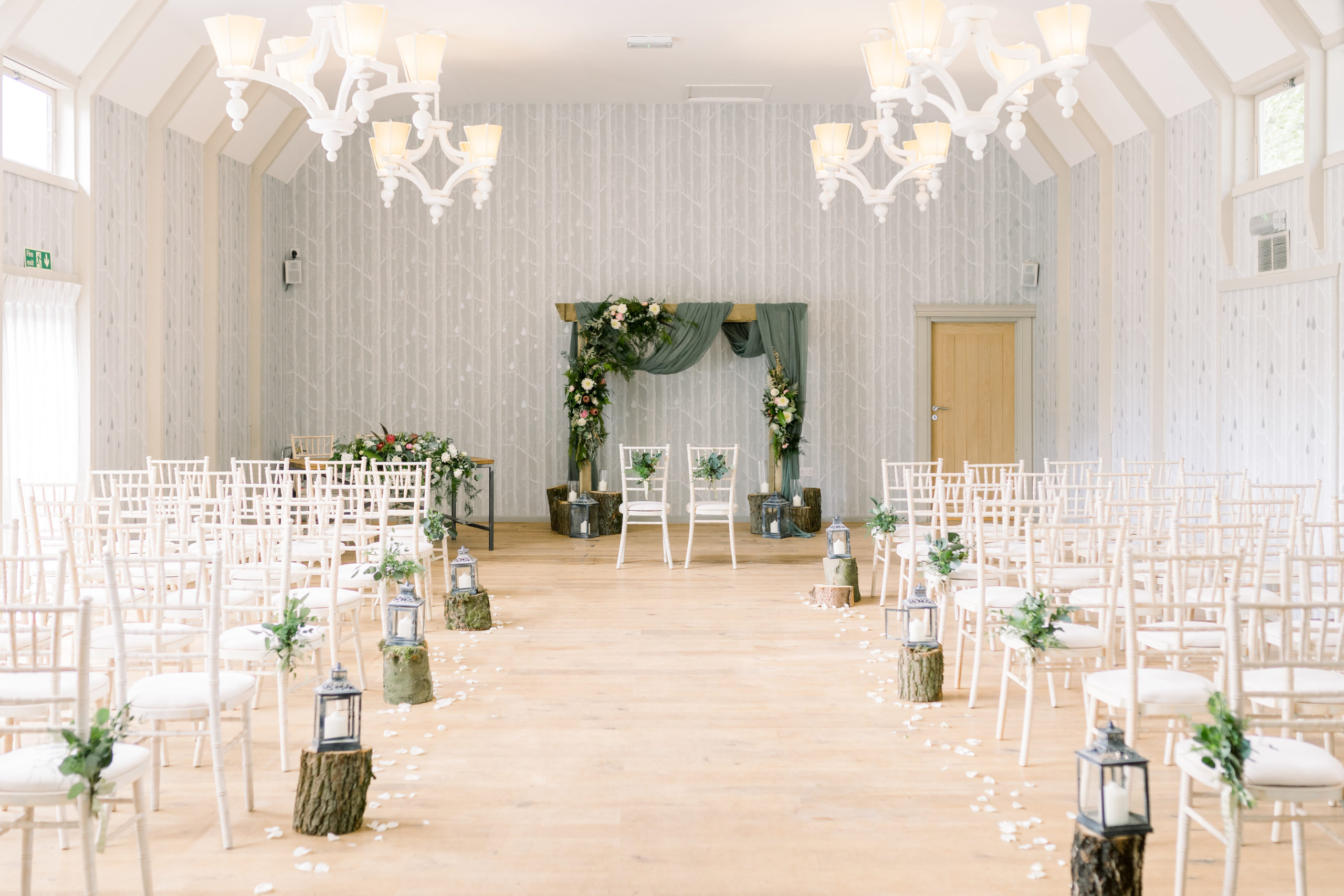 A Modern Botanical Wedding at Hampton Manor | Emily Grosvenor