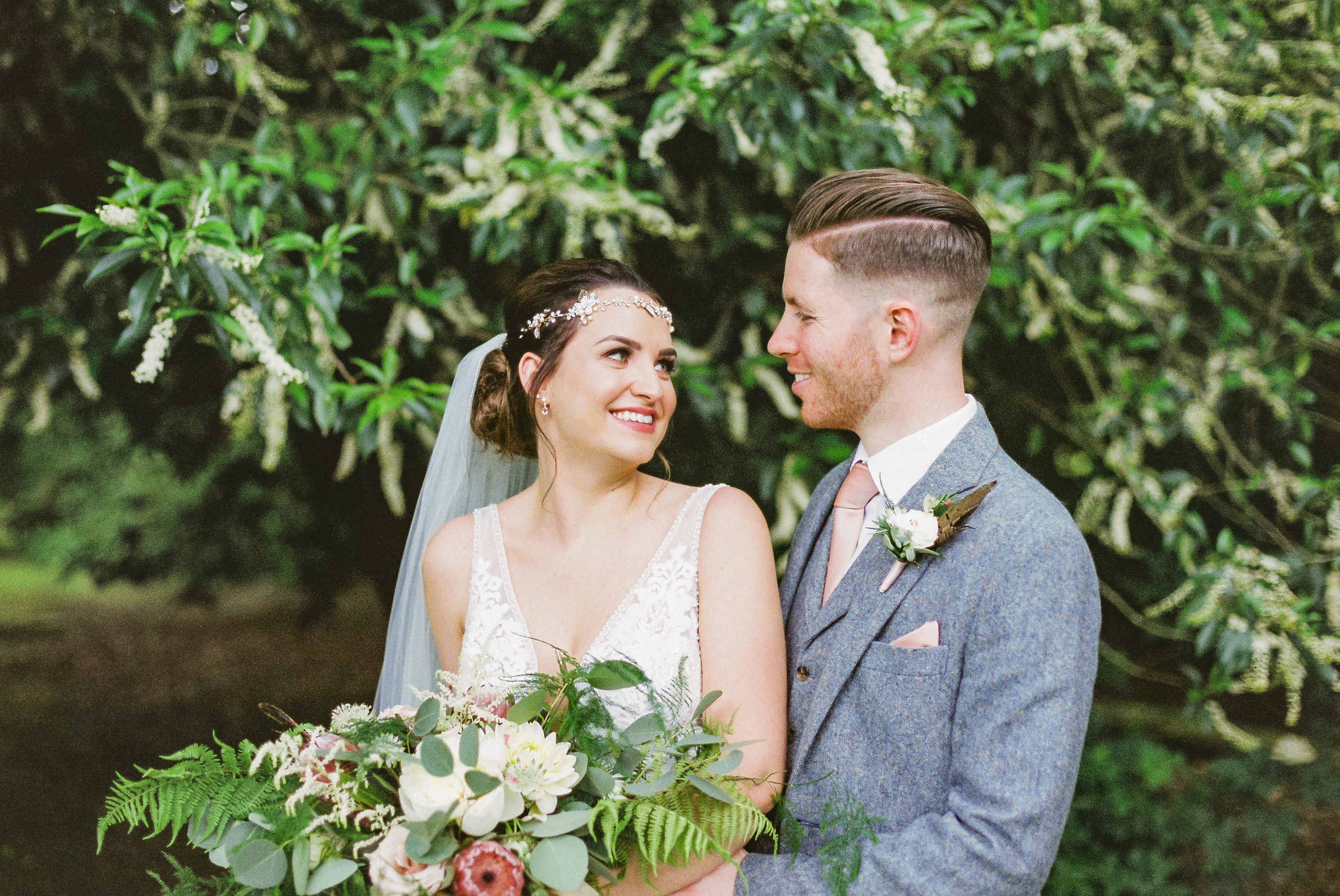 Lindsey & Peter Wedding Couple Outdoor